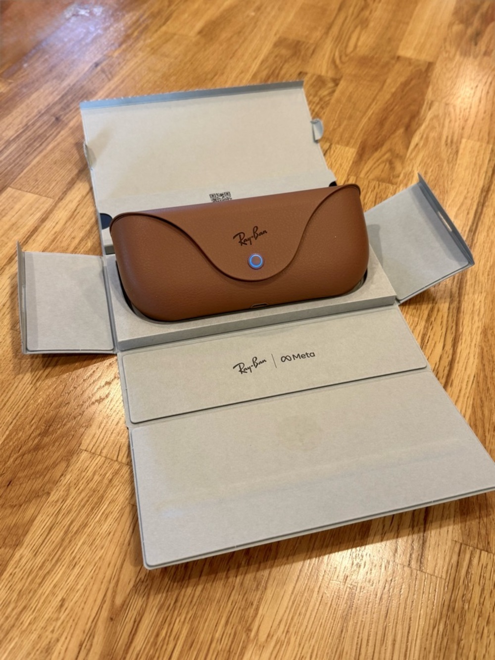 Gen 2 Ray-Ban Meta Black Wayfarer Sunglasses - Picture 4 of 6